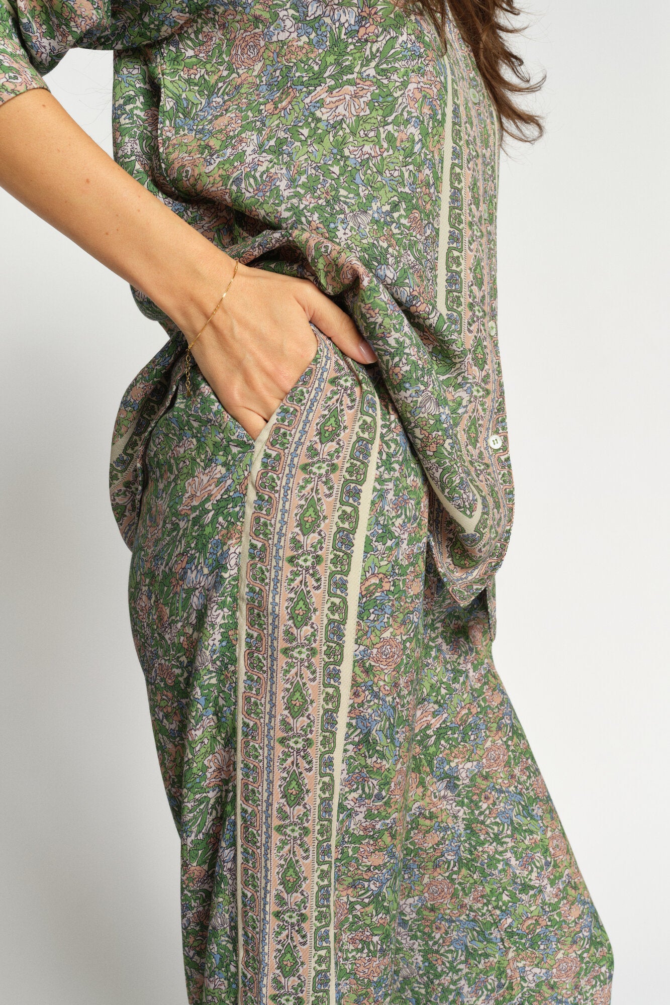 Bala Flowish Orchid løse bukser – Turf Green